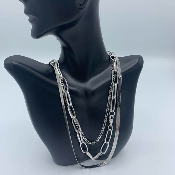 RHODIUM CHAIN NECKLACE - Picture 5 of 5